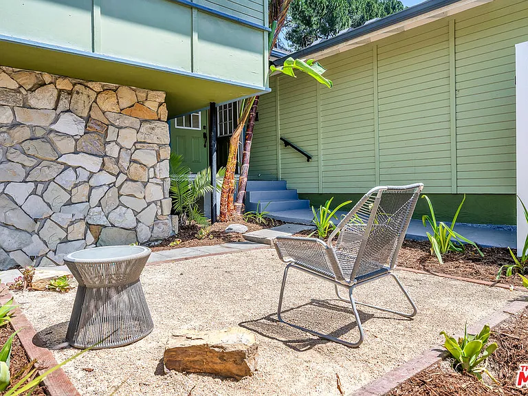 4076 Tropico Way — Photo 2
