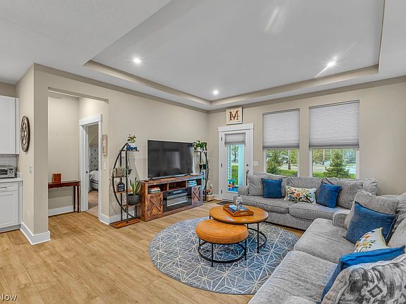 3rd image of 29778 Lobello Dr