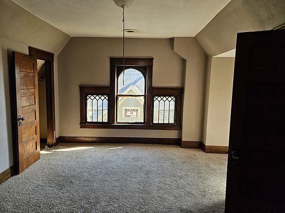 5th image of 1136 N Church St APT 3