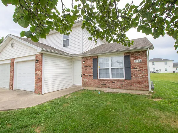 1602 High Quest Cir, Columbia, MO 65202