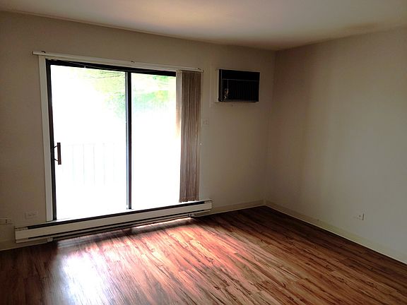3rd image of 206 S Waters Edge Dr APT 201
