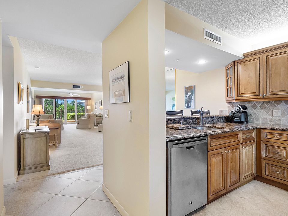 Condominiums Of The Oceans At The Bluffs Apartments Jupiter, FL Zillow