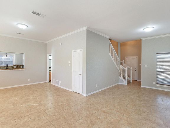 5th image of 6561 Calmont Ave #6561