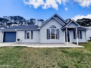 325 Running Rd, Jacksonville, NC 28546