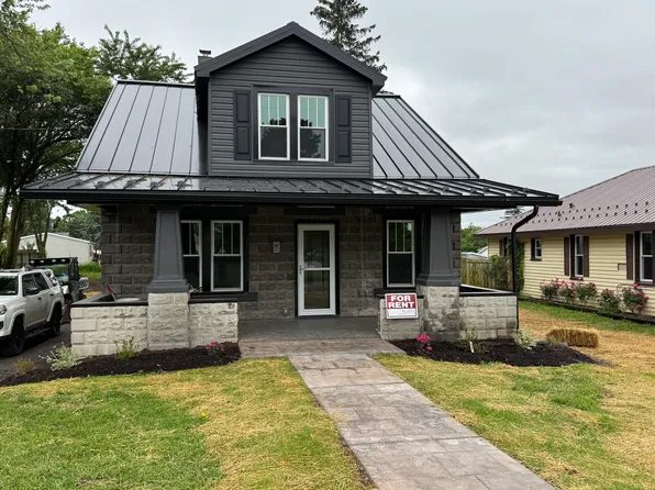 134 Middle St, Pleasant Gap, PA 16823