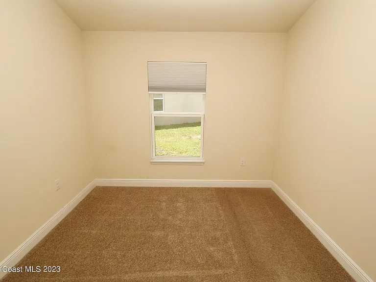 1034 Breakaway Trl — Photo 16