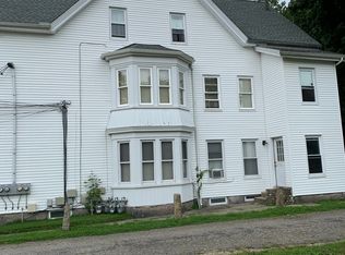 35 Pleasant St #1R, Westerly, RI 02891