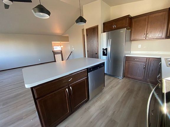 4th image of 6409 83rd Ave S