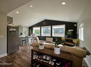 3662 Forest Glen Dr, Homer, AK 99603
