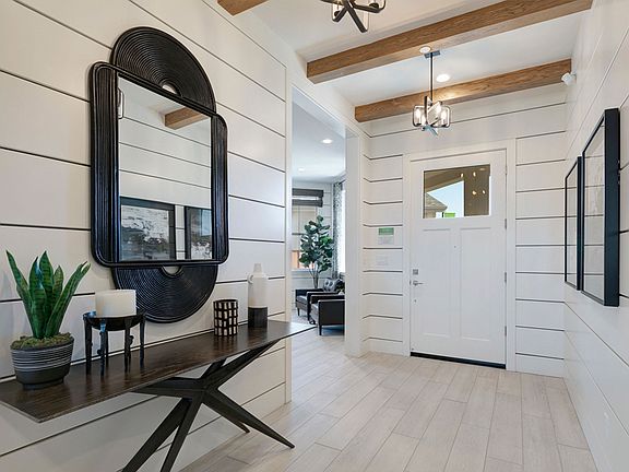 2nd image of 1315 Parkcrest Cir #Txp6lk