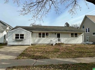 505 Peterson St, Alta, IA 51002