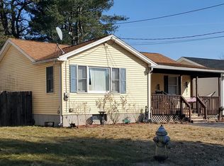 103 Barre St, Springfield, MA 01119