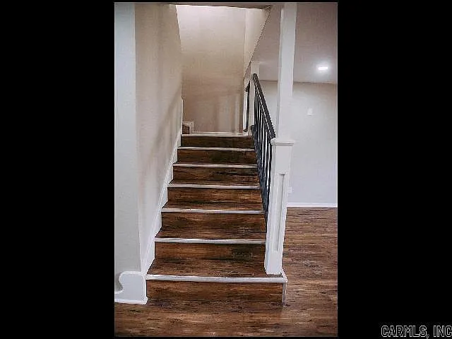 408 W 4th St — Photo 10