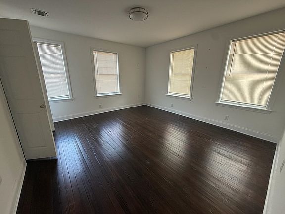 2nd image of 152 Stevens Ave #3