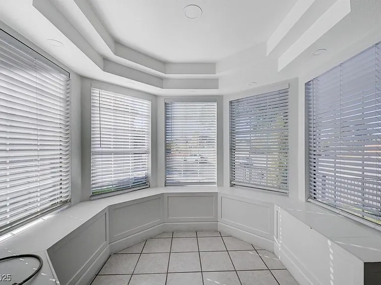 2268 Welsey Manor Dr — Photo 7