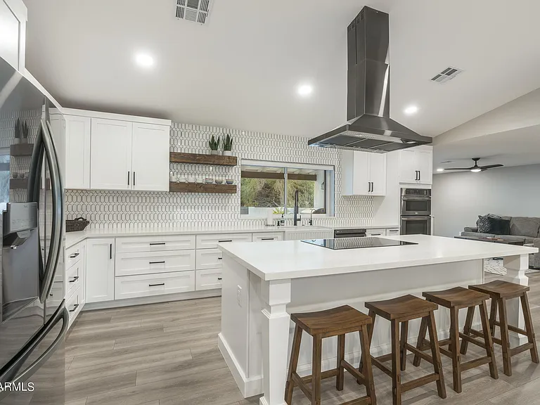 1641 W Evans Dr — Photo 7