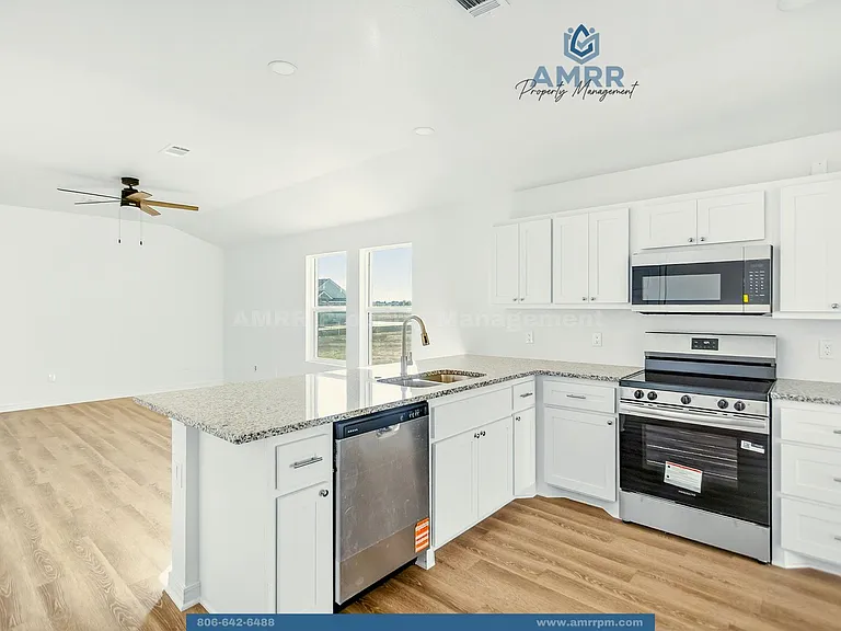 1316 Sioux Pl — Photo 8