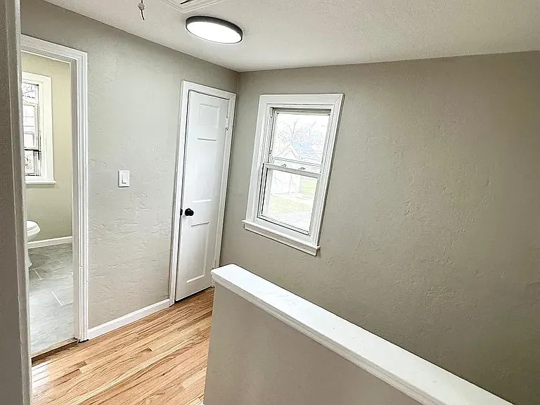 20571 Priday Ave — Photo 8