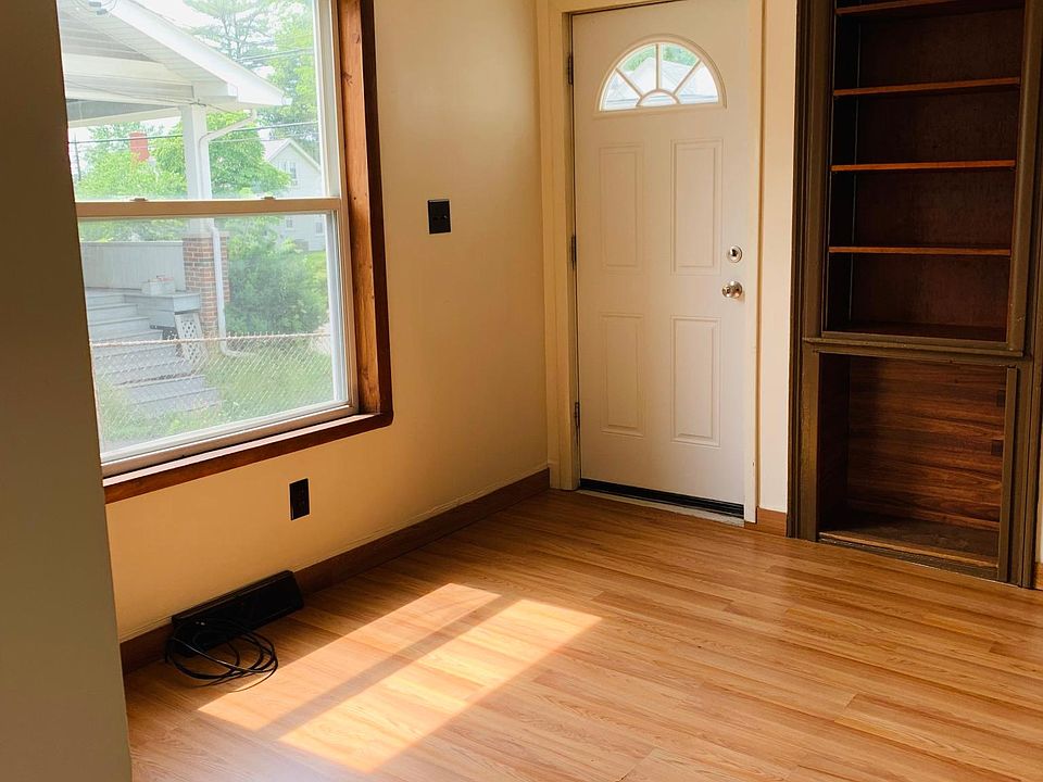 1st image of 330 Conklin Ave #1