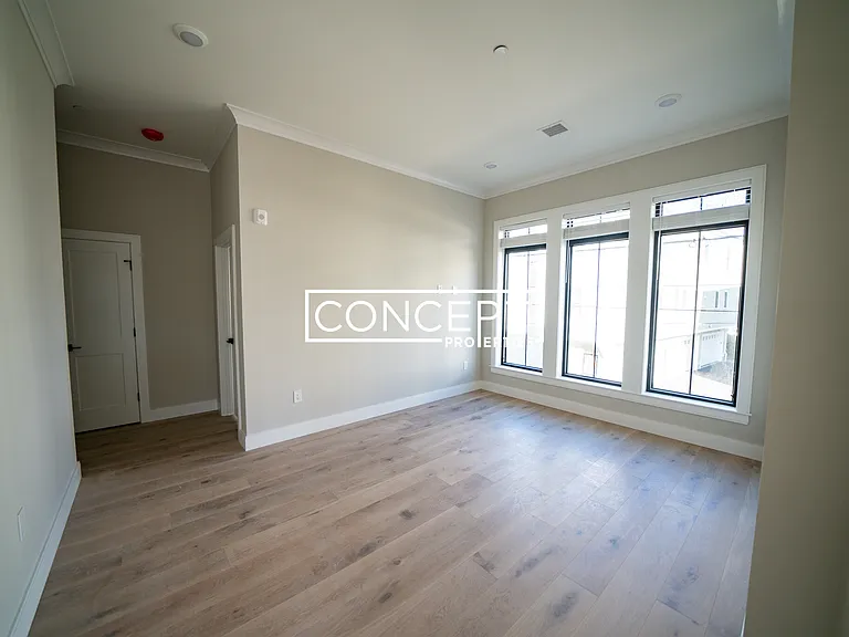 157 Everett St #203 — Photo 24