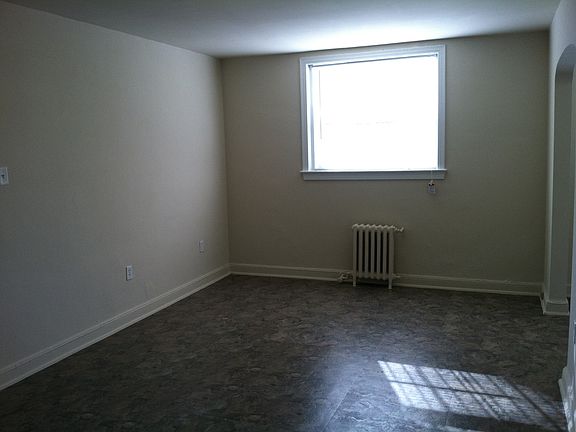 4th image of 3521 Hertford Pl NW APT 1