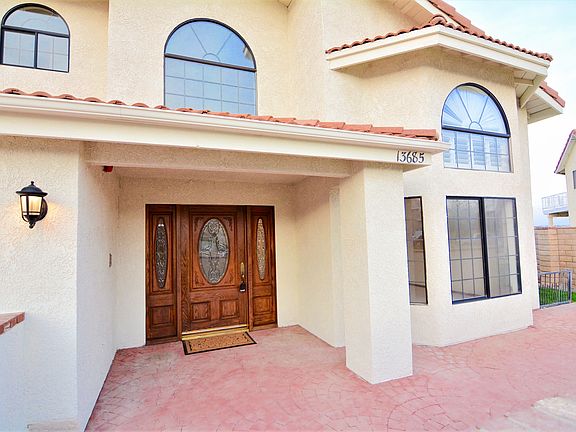 2nd image of 13685 Sierra Vista Dr