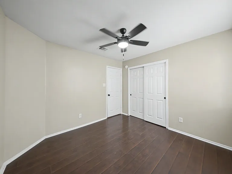 4502 Golden Gate Dr — Photo 17