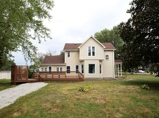 326 S Central St, Carson, IA 51525