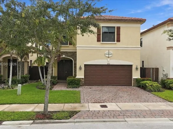 8770 NW 99th Path, Doral, FL 33178