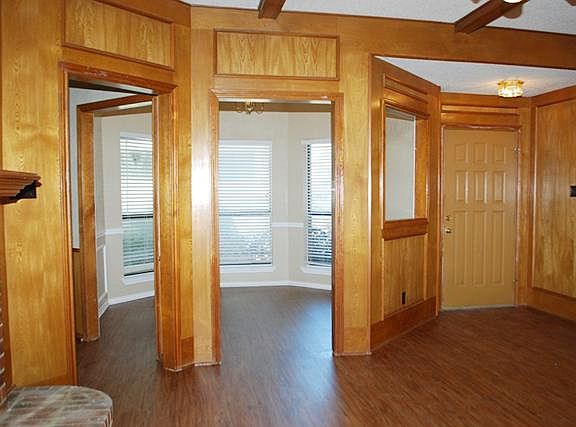 2nd image of 15 Salida Dr