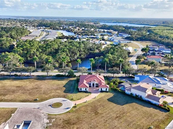 133 SE Via Lago Cervaro Port St, Pt Saint Lucie, FL 34953