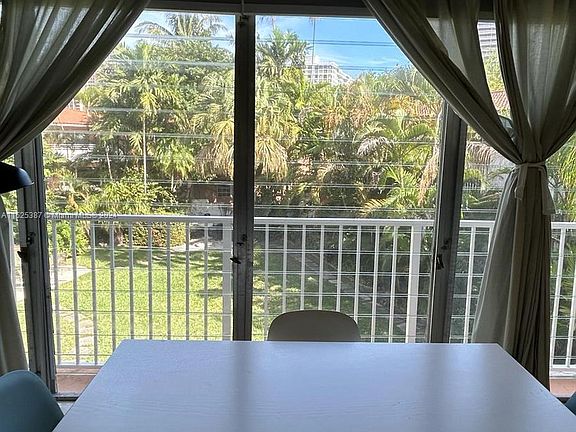 5th image of 50 Park Dr APT 8