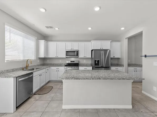 7726 Candle Rock St, North Las Vegas, NV 89084