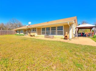 6715 N Dobbs Rd, Harrah, OK 73045