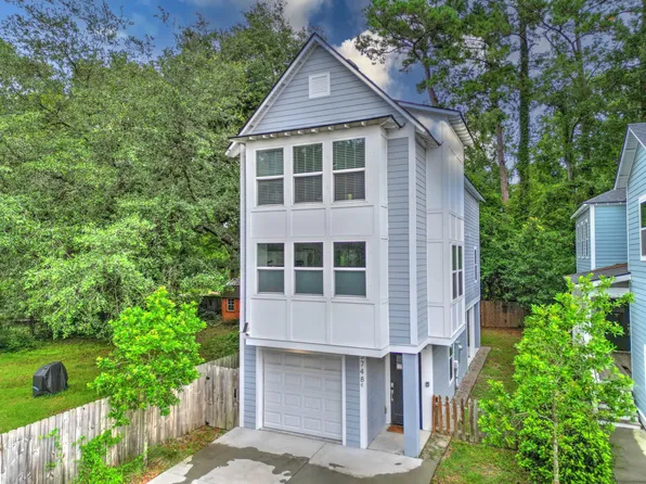 5748 Pilgrim Ave #C, Hanahan, SC 29410