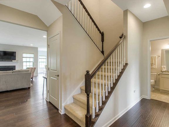 2nd image of 3830 Faithway Dr