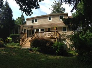 69 Yawpo Ave, Oakland, NJ 07436