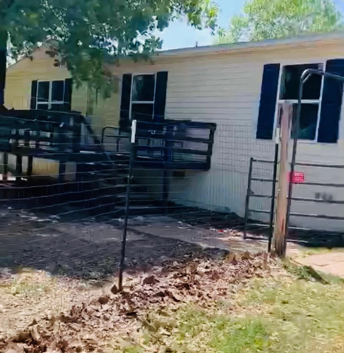 2902 Caldwell Ln — Photo 2