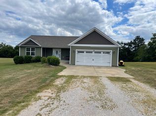 384 Johnson Dr, Elkton, KY 42220