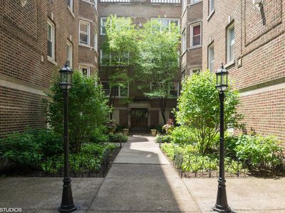 1045 W Glenlake Ave APT 3, Chicago, IL, 60660