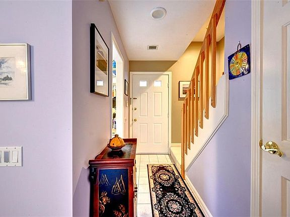 4th image of 48 Trellis Dr #48