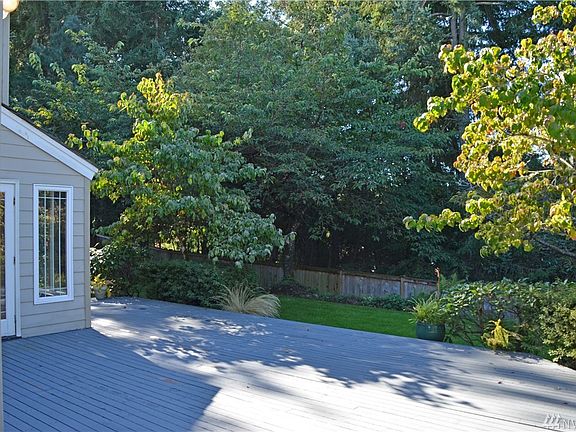 5th image of 2414 20th Avenue Ct NW