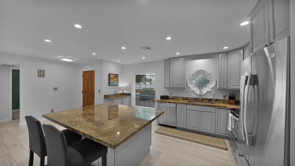 2 bed, 1467 sqft, $3,595 — Photo 4