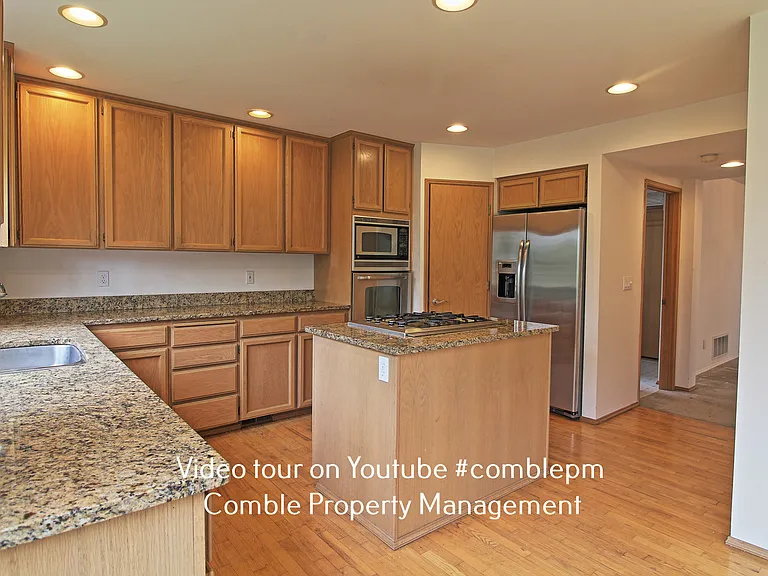 25752 SE 41st Pl — Photo 2