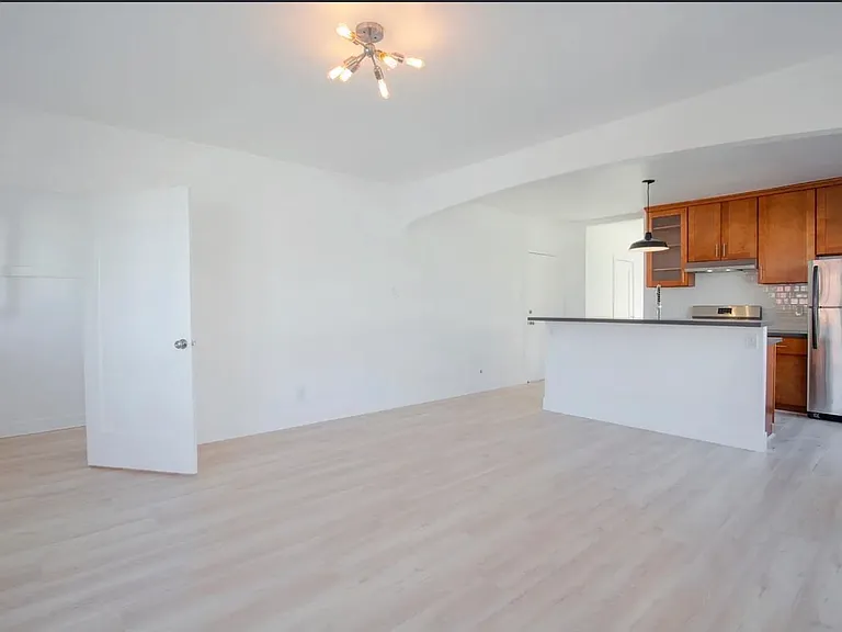 1704 Miramar St #1706 — Photo 4