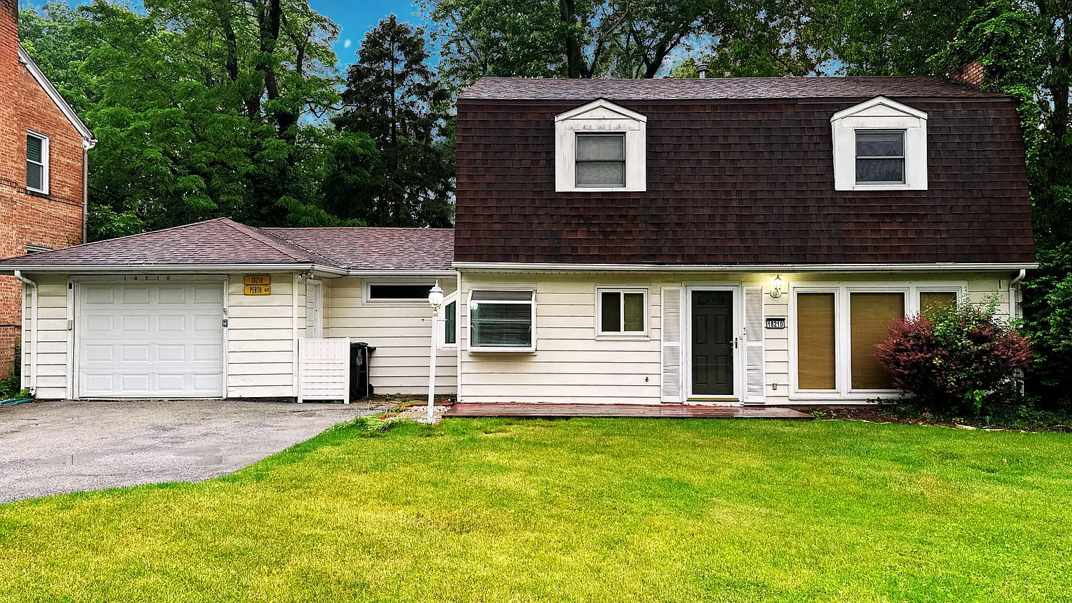 18210 Perth Ave photo 1
