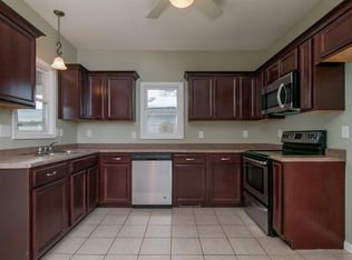 538 8th St SW, Cedar Rapids, IA 52404