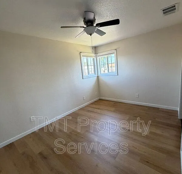6519 Prentiss Dr — Photo 12