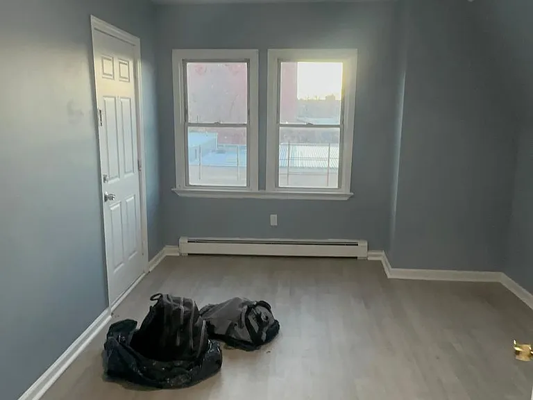 228-230 N 11th St #3 — Photo 3