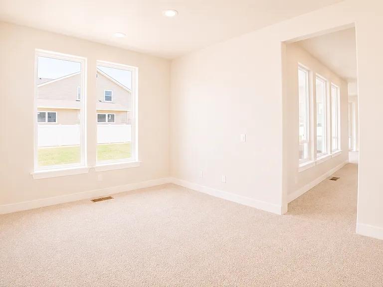 5608 S Rosalia Way — Photo 11